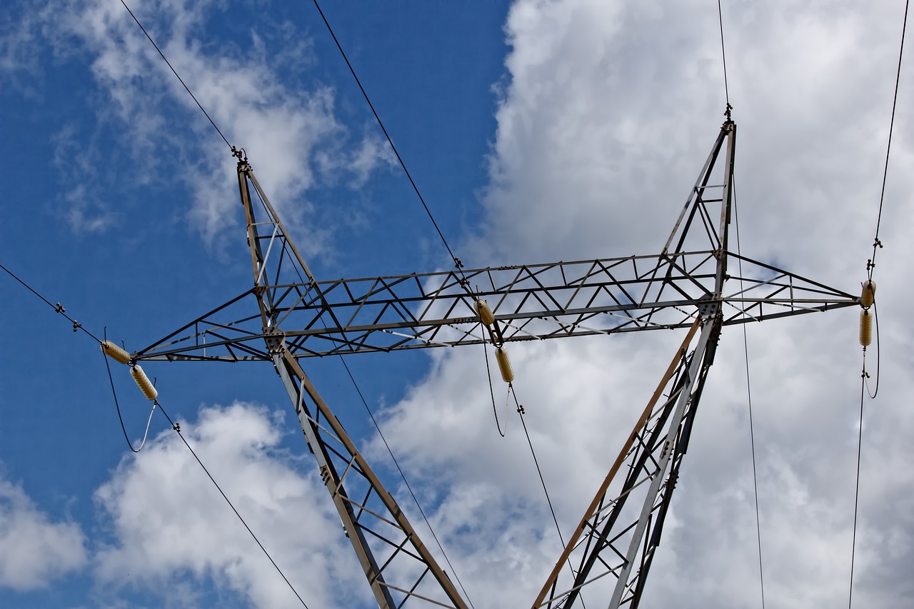 power-line-401091_1280.jpg