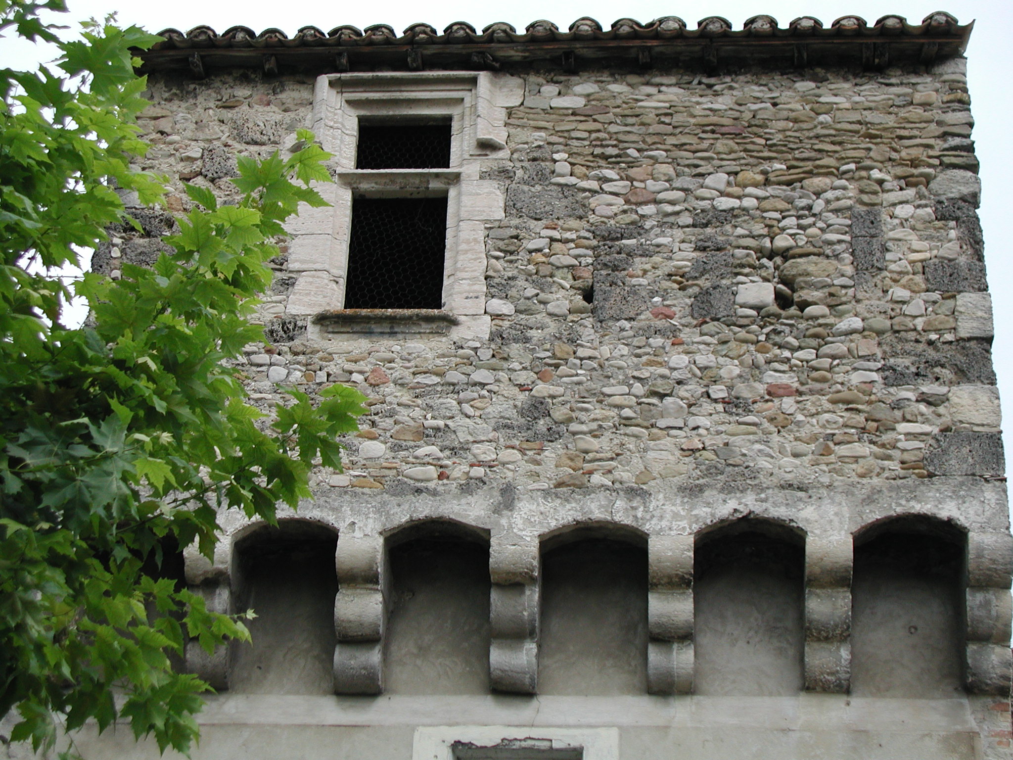 St Gervais porte Place de l_Horloge.jpg