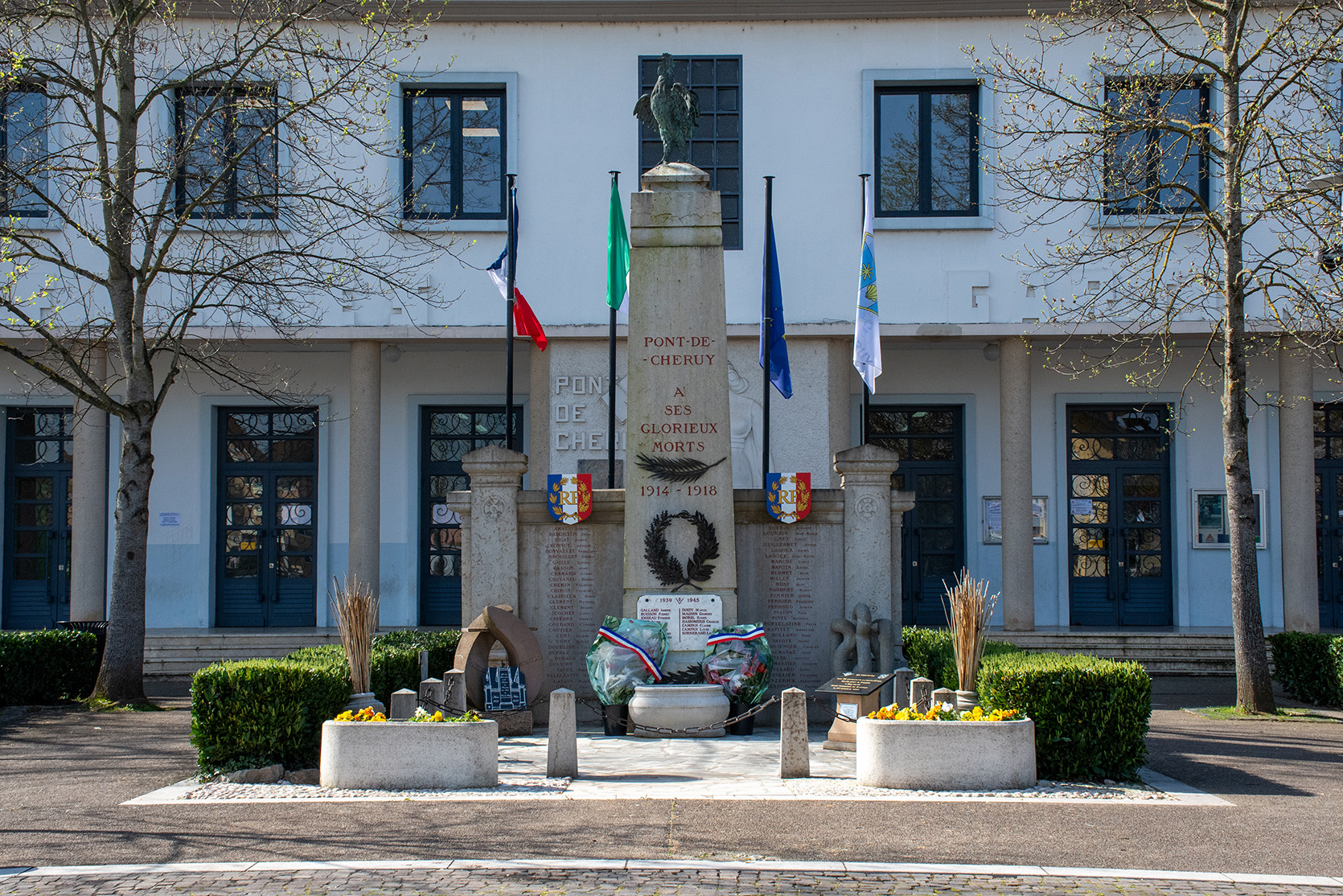 Monument aux morts.jpg