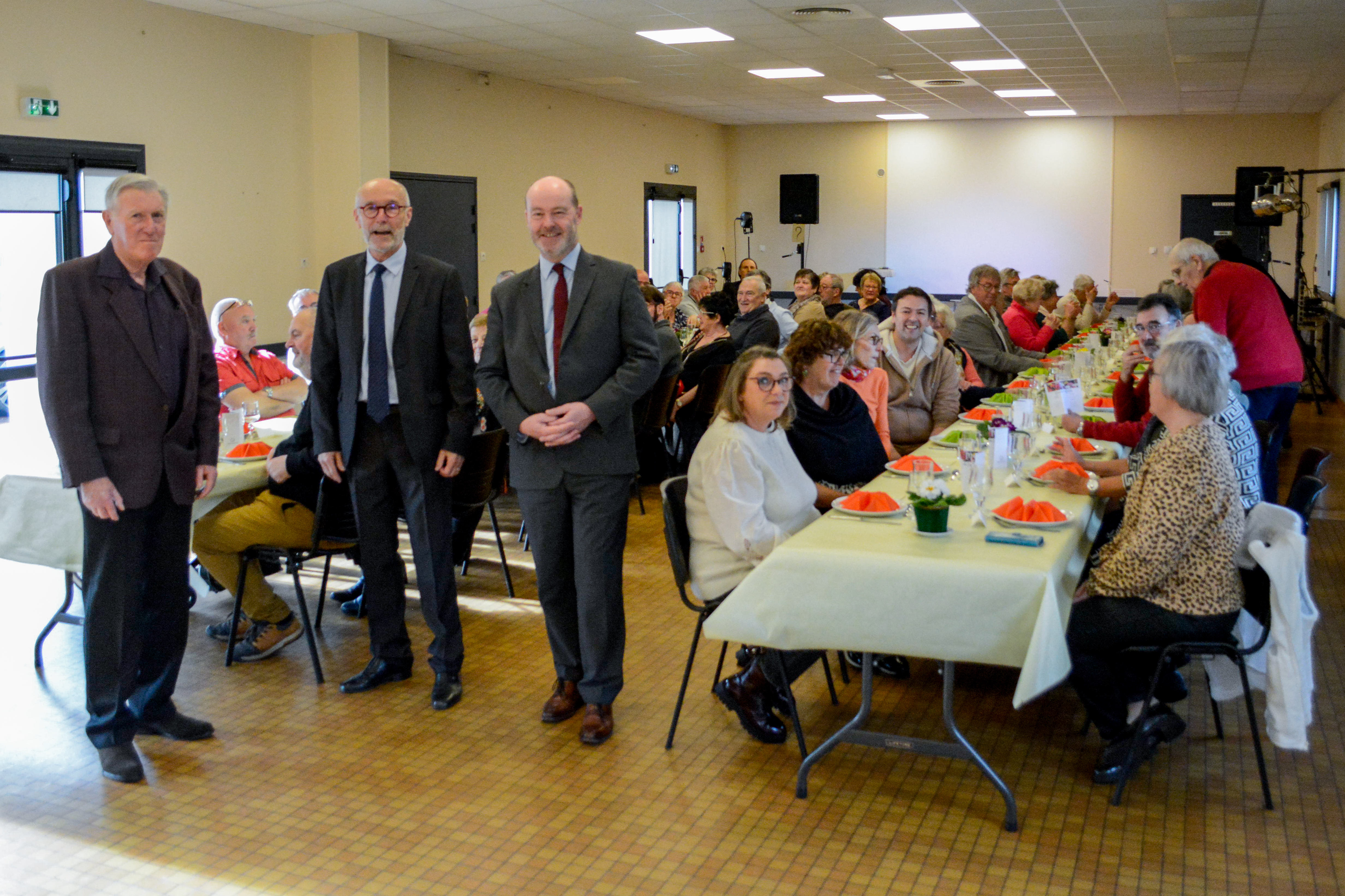 Repas des anciens1.jpg