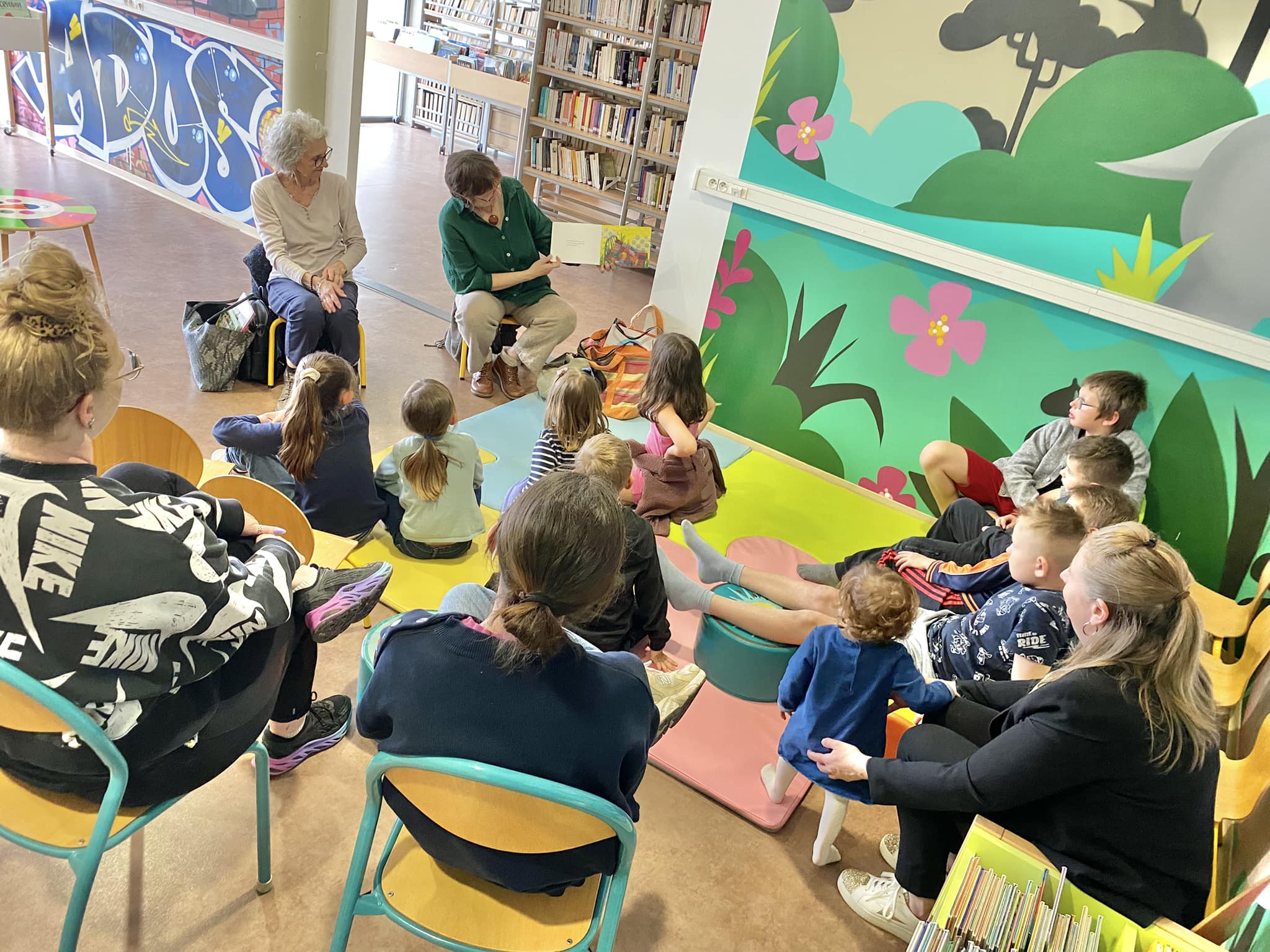 Bibliothèque - Lecture de contes - Allègre les Fumades.jpg