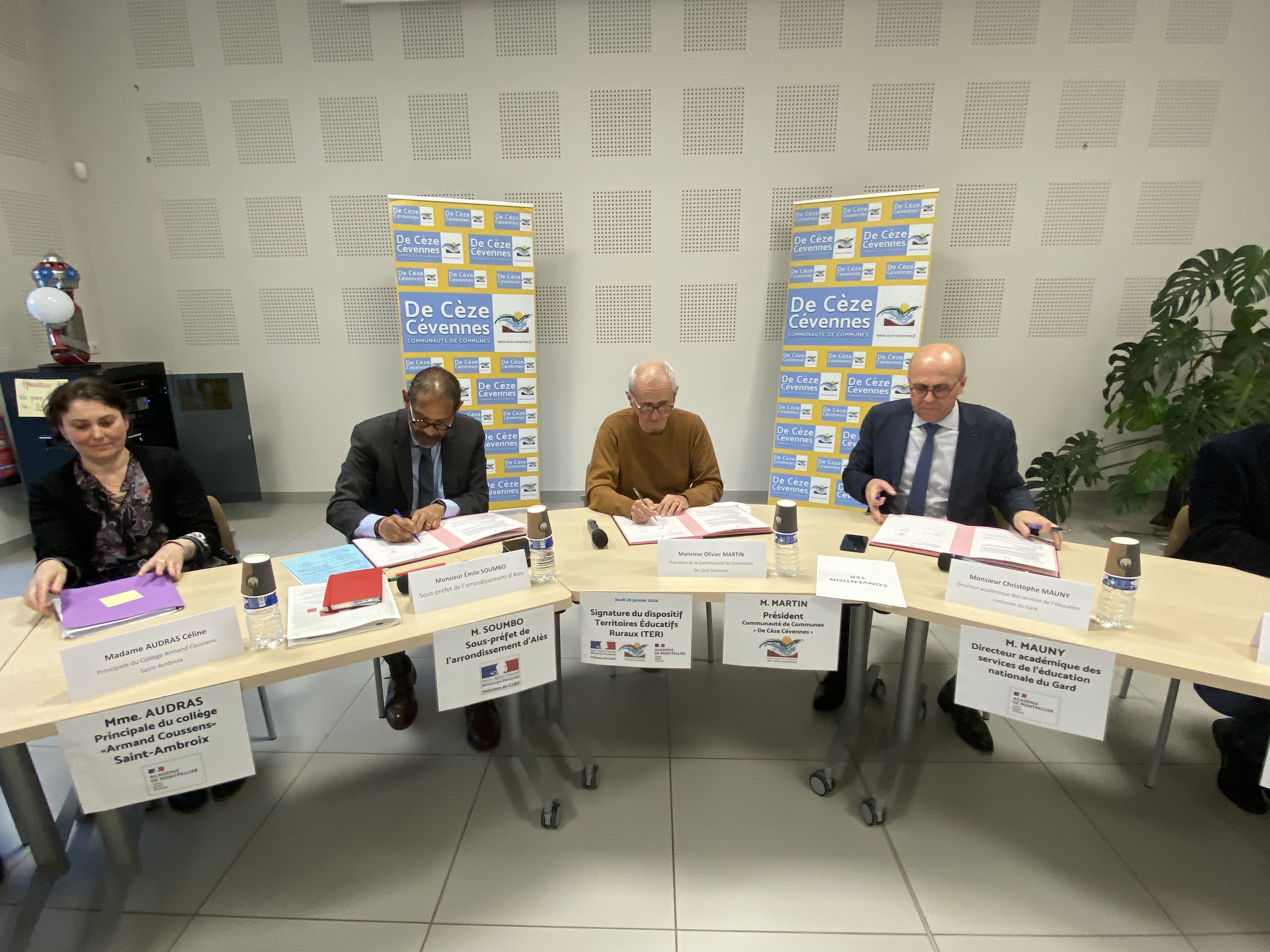 TER signature 2024.JPG