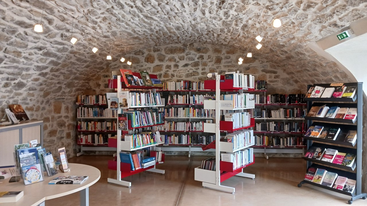 Biblio - St Sauveur 2.jpg