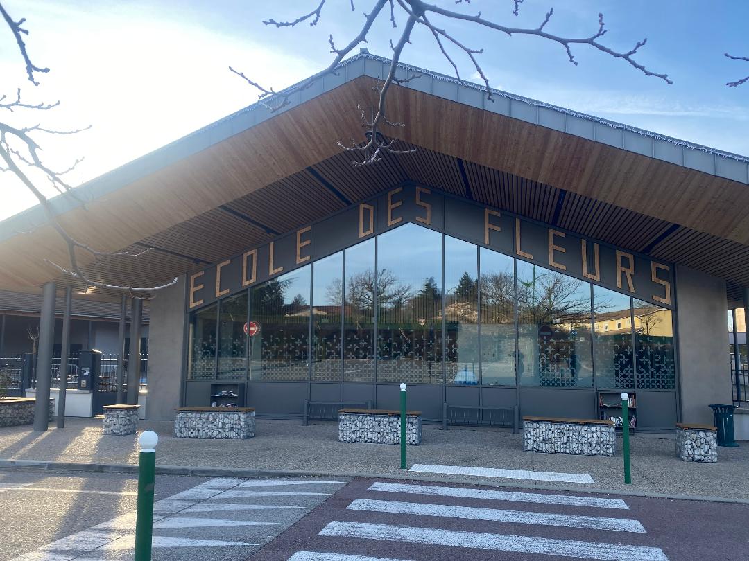 ecole rénové.jpg