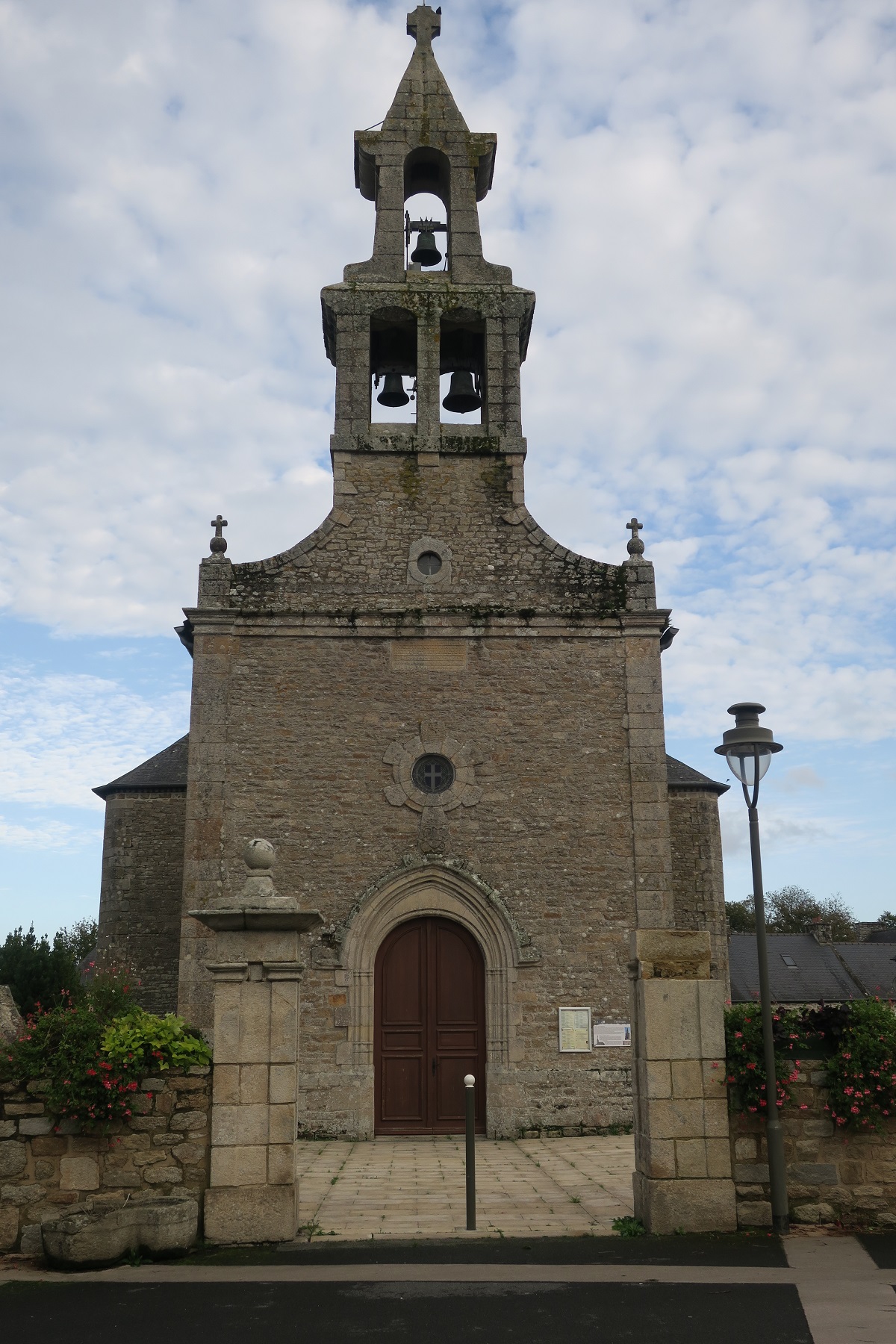 Eglise redim.jpg