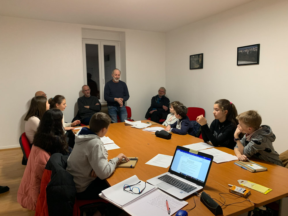 2023 Janvier, séance CLJ présentation de projet aux élus_1_edited.jpg