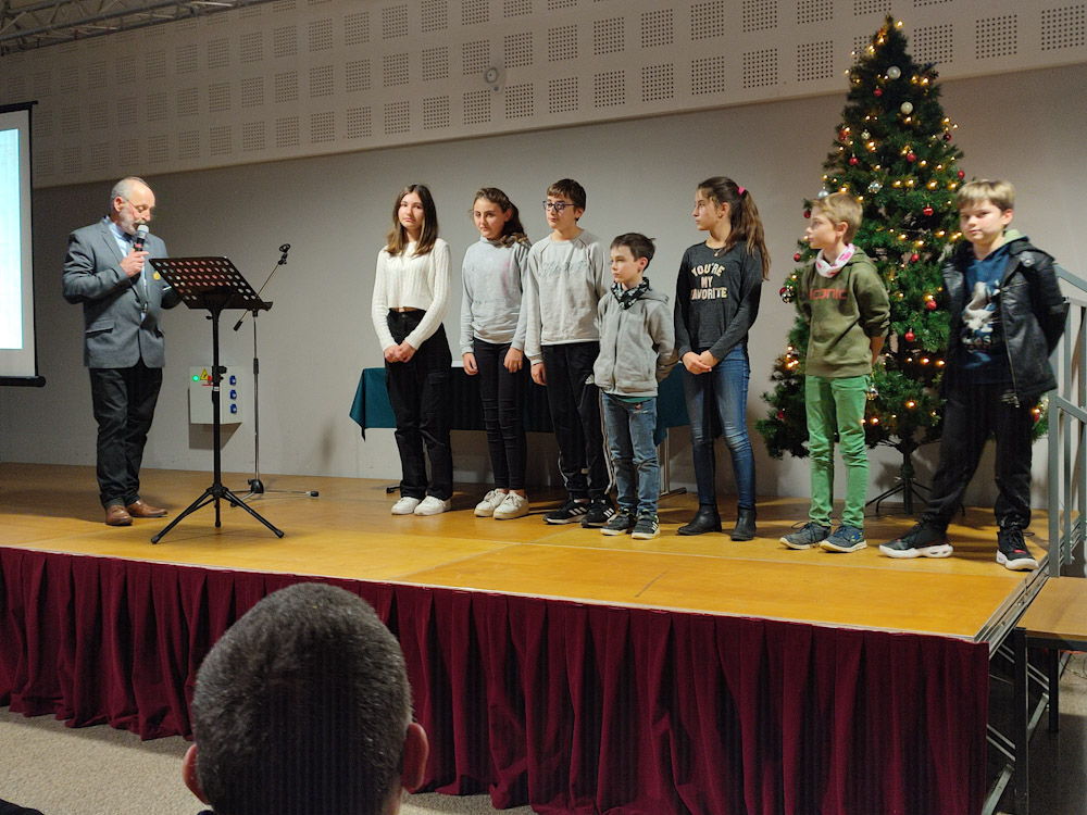 2023 Janvier, présentation du CLJ aux voeux du maire_edited.jpg