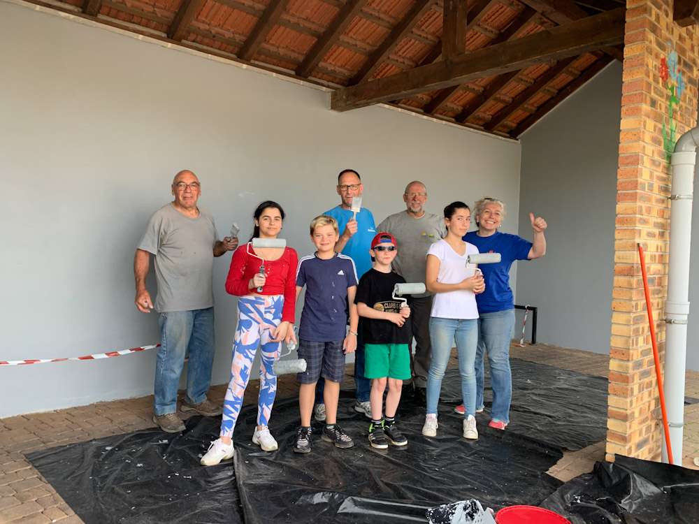 2023 Mai, CLJ démarrage rénovation abri bus_6_edited.jpg