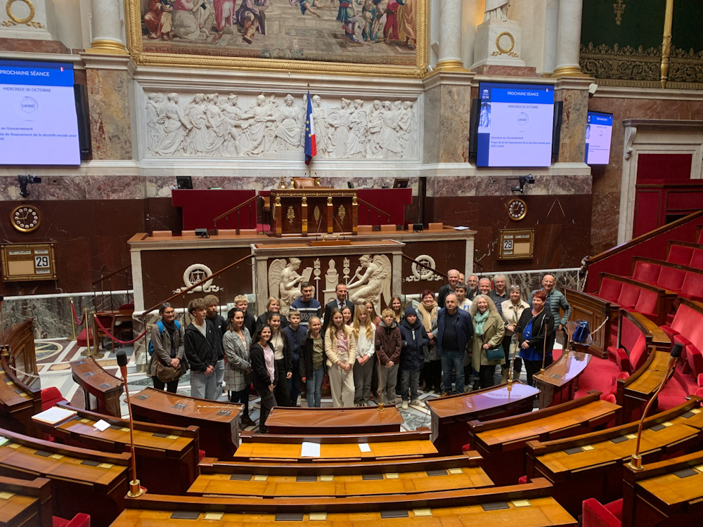 2024 Octobre, Visiste CLJ, Assemblée nationale_3_edited.jpg