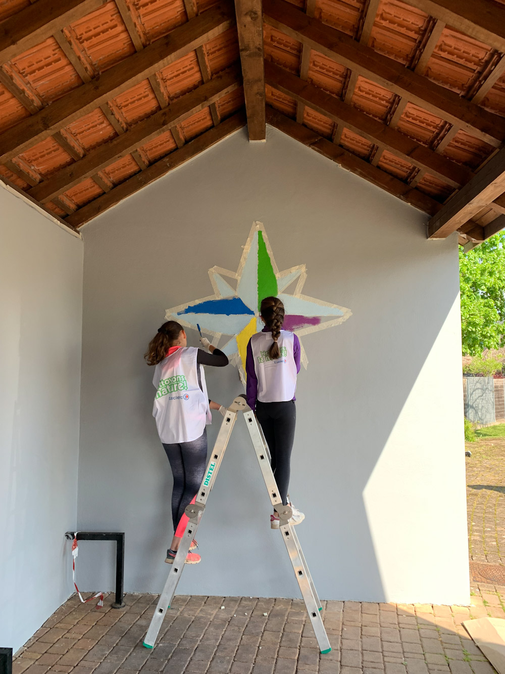 2023 Mai, CLJ démarrage rénovation abri bus_10_edited.jpg