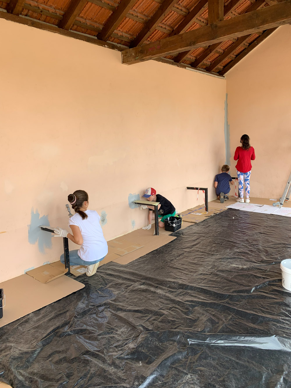 2023 Mai, CLJ démarrage rénovation abri bus_2_edited.jpg