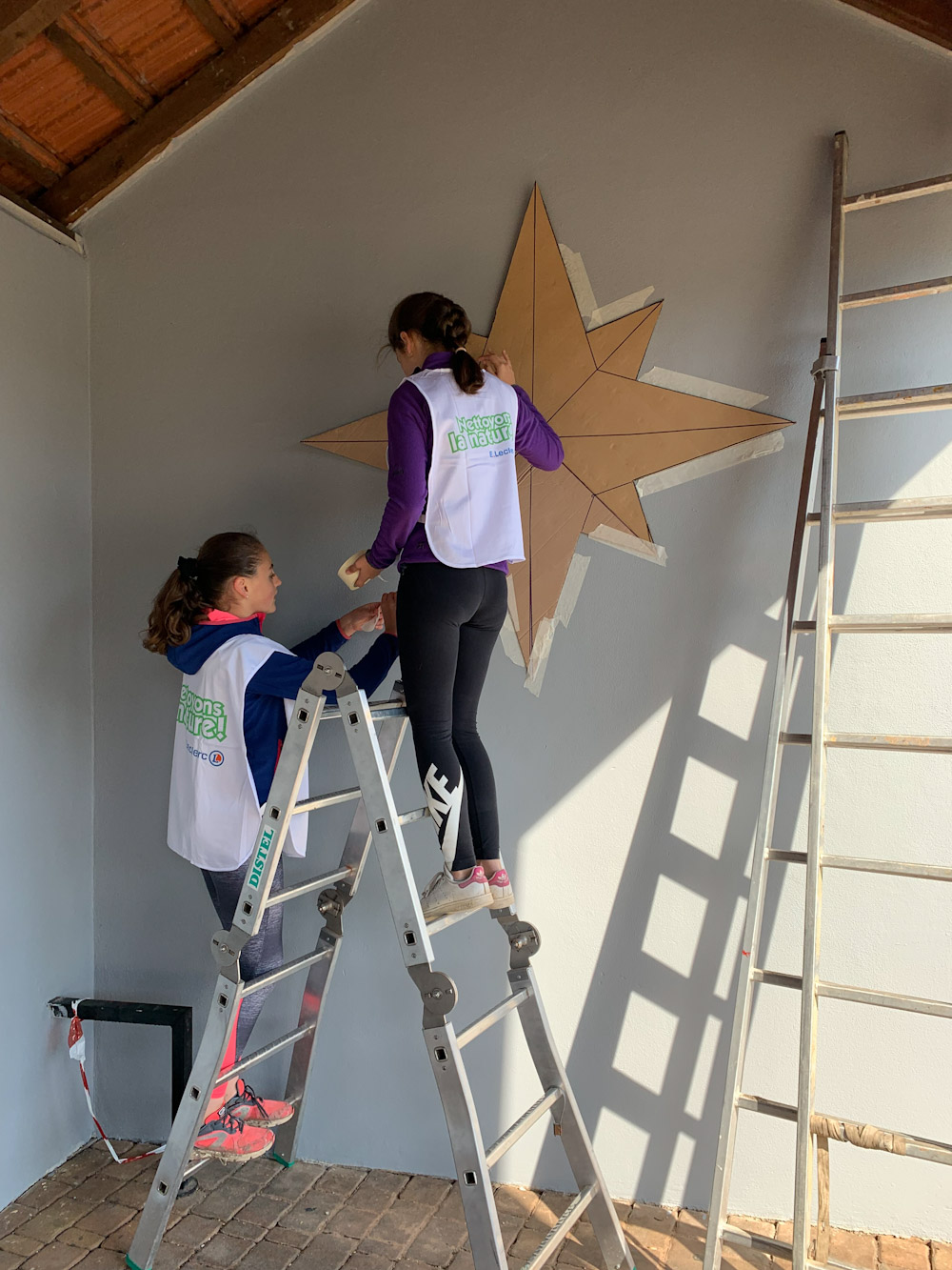 2023 Mai, CLJ démarrage rénovation abri bus_9_edited.jpg