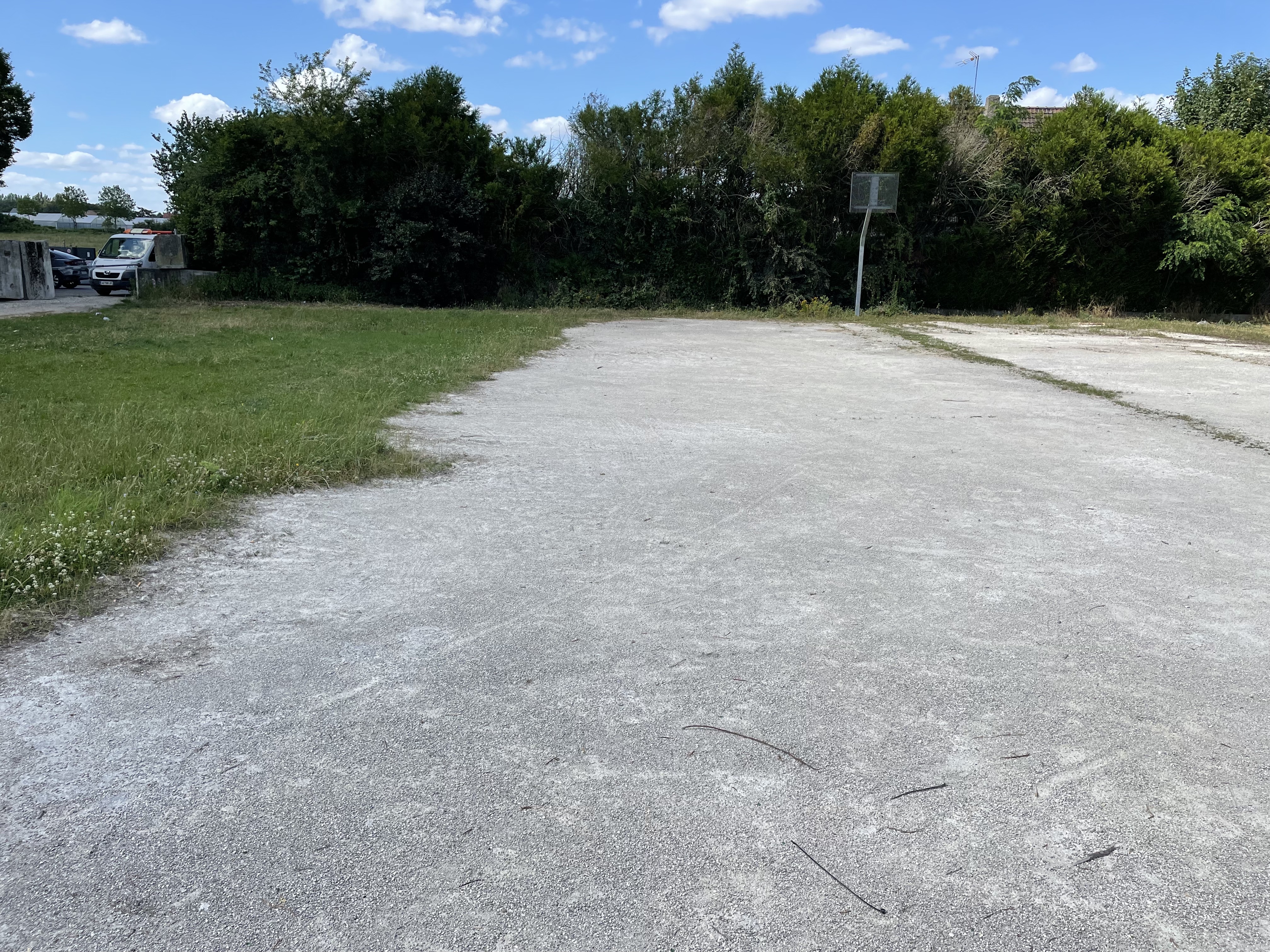 terrain de petanque.jpg