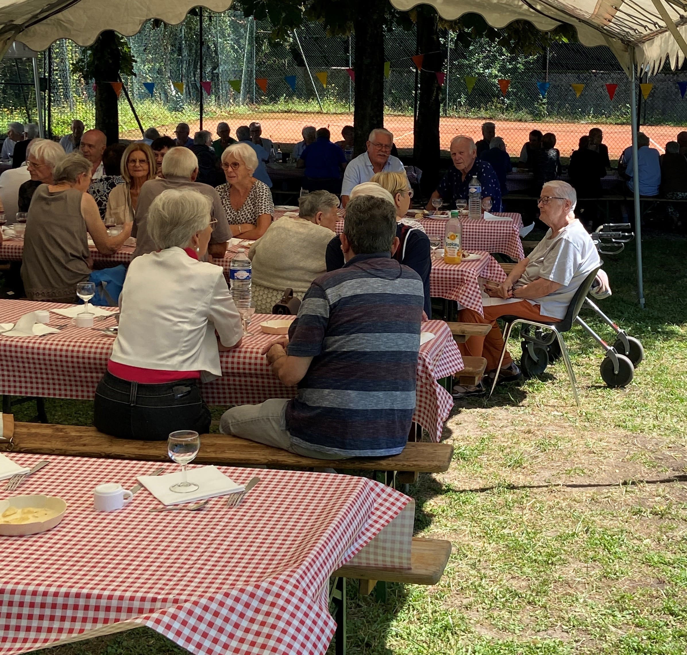 2024 07 28 REPAS CHAMPETRE _4_.jpg