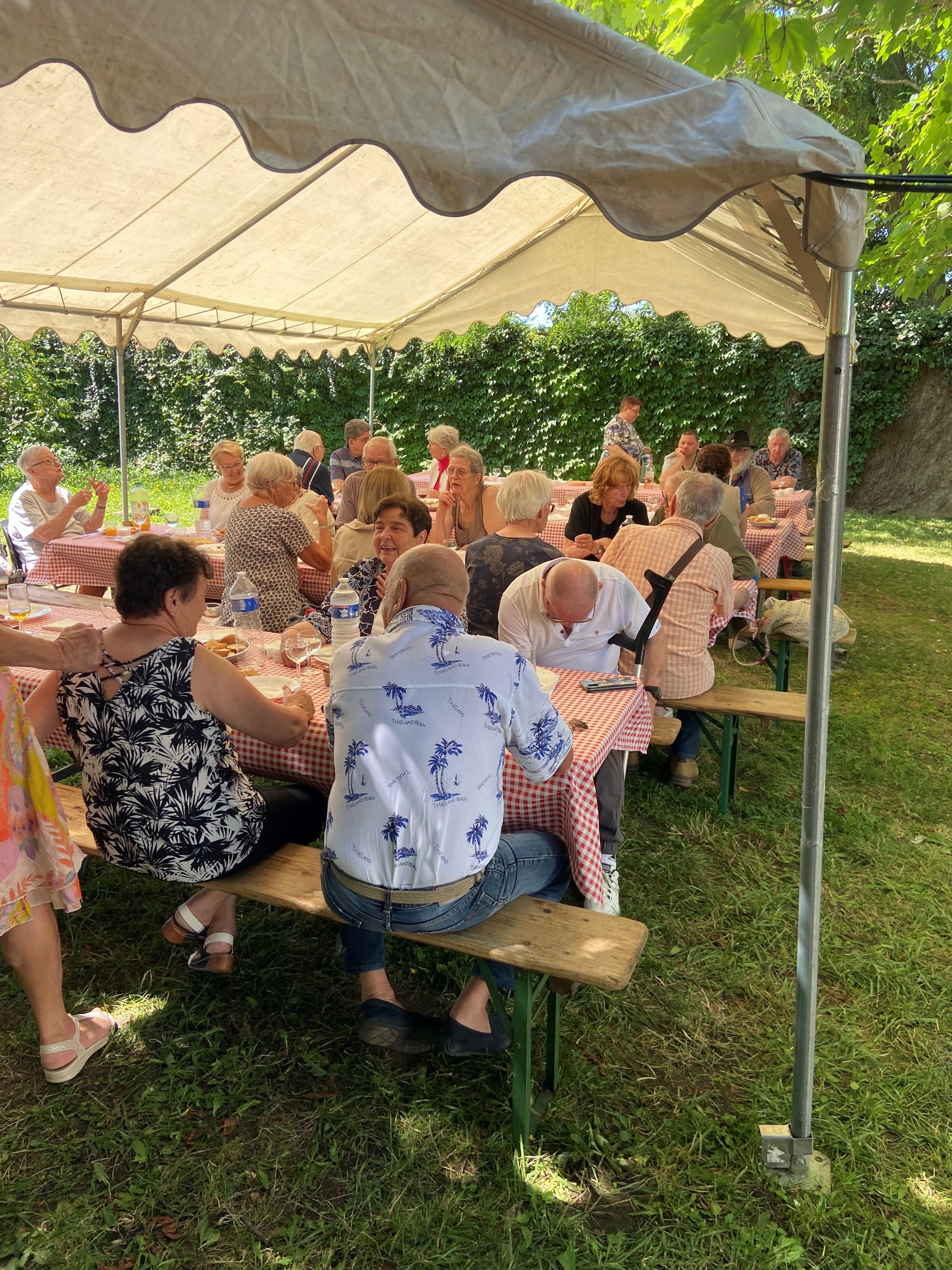 2024 07 28 REPAS CHAMPETRE _11_.jpg