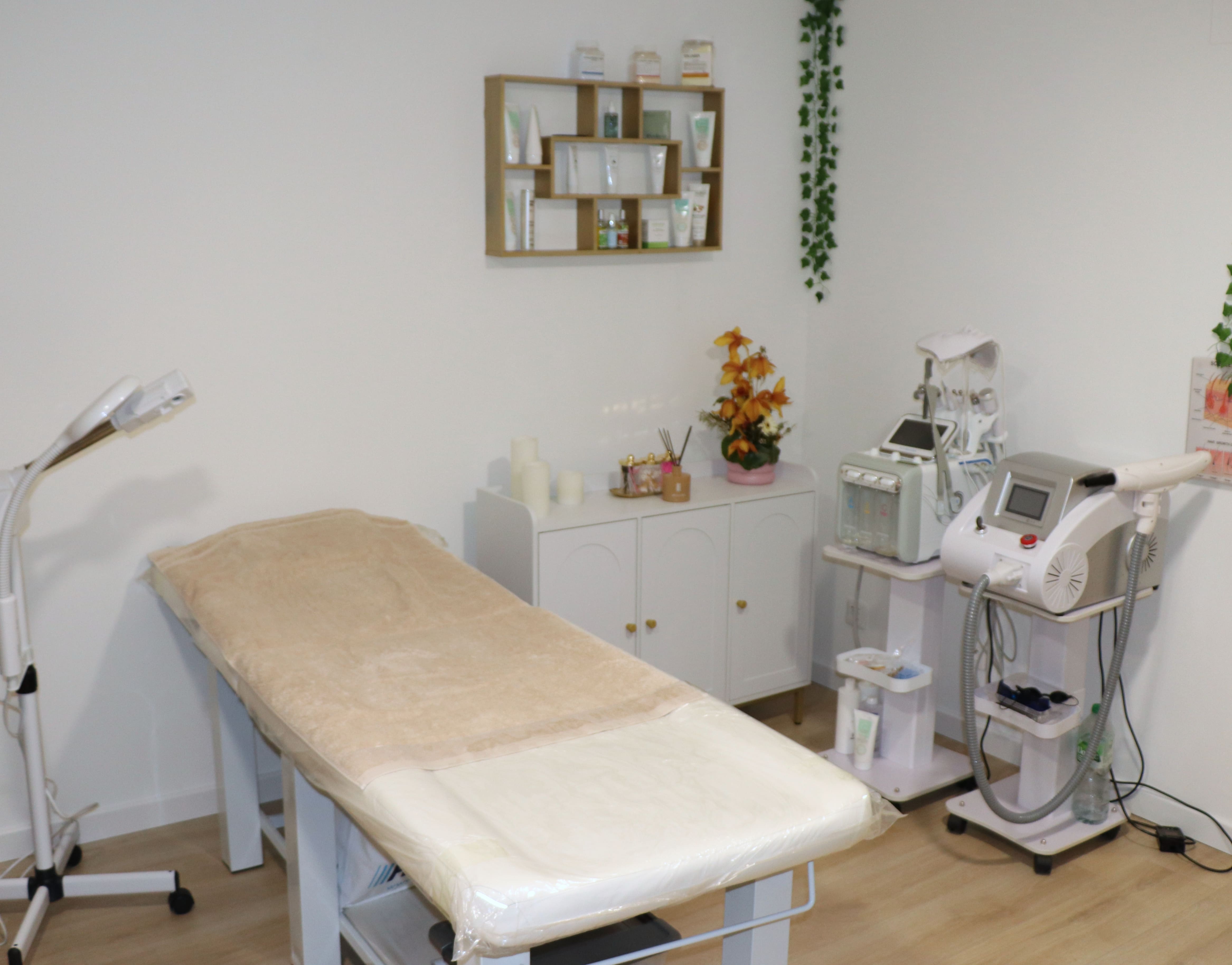 2025 11 20 ASYA BEAUTE 4.jpg