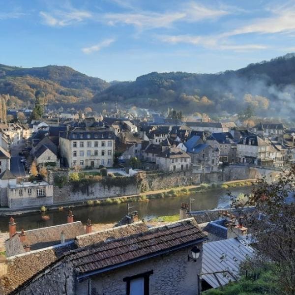 occitanie_aveyron_stgeniezdoltetdaubrac_vue_charles_bourianne_0.jpg