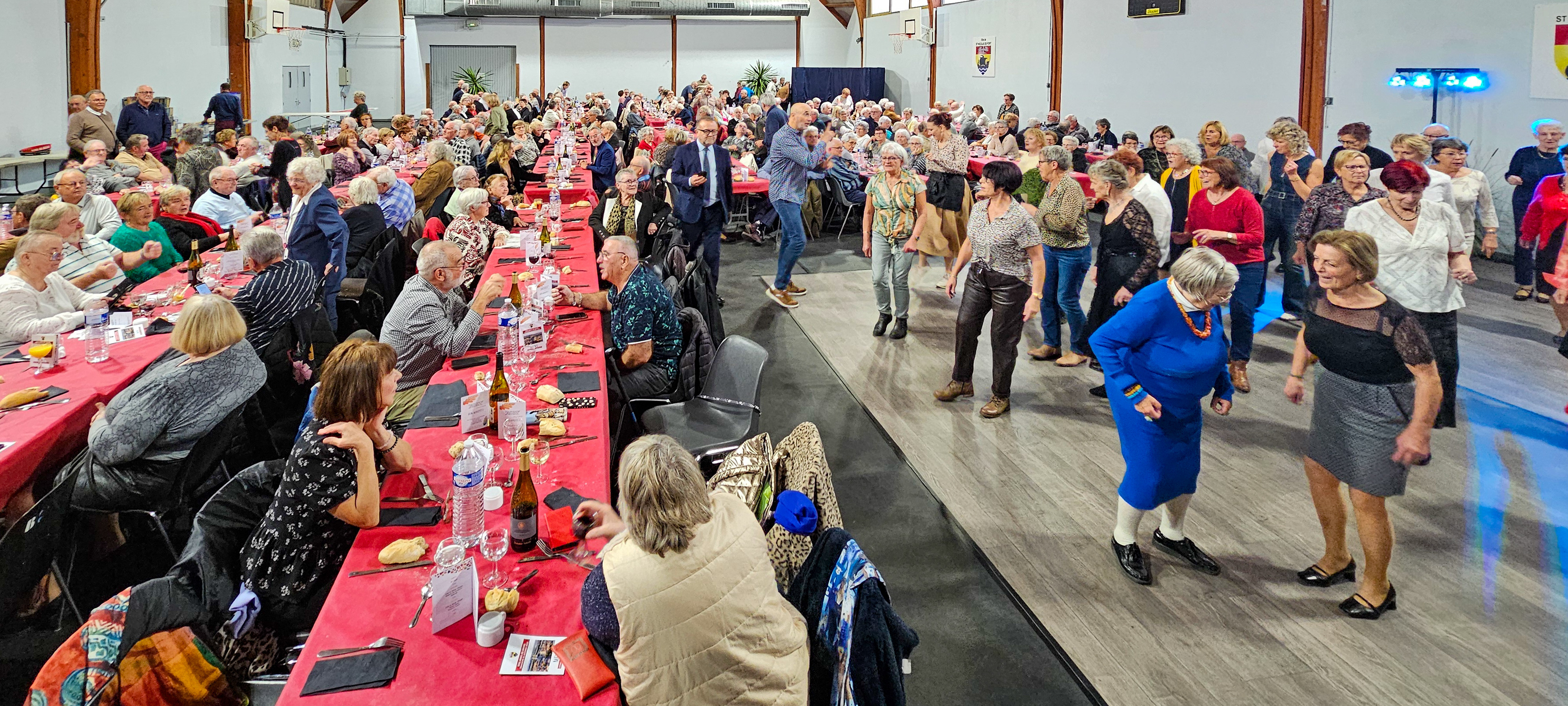 Repas des séniors.jpg
