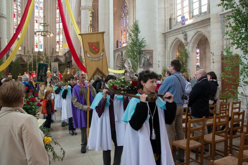 Procession d_été.jpg