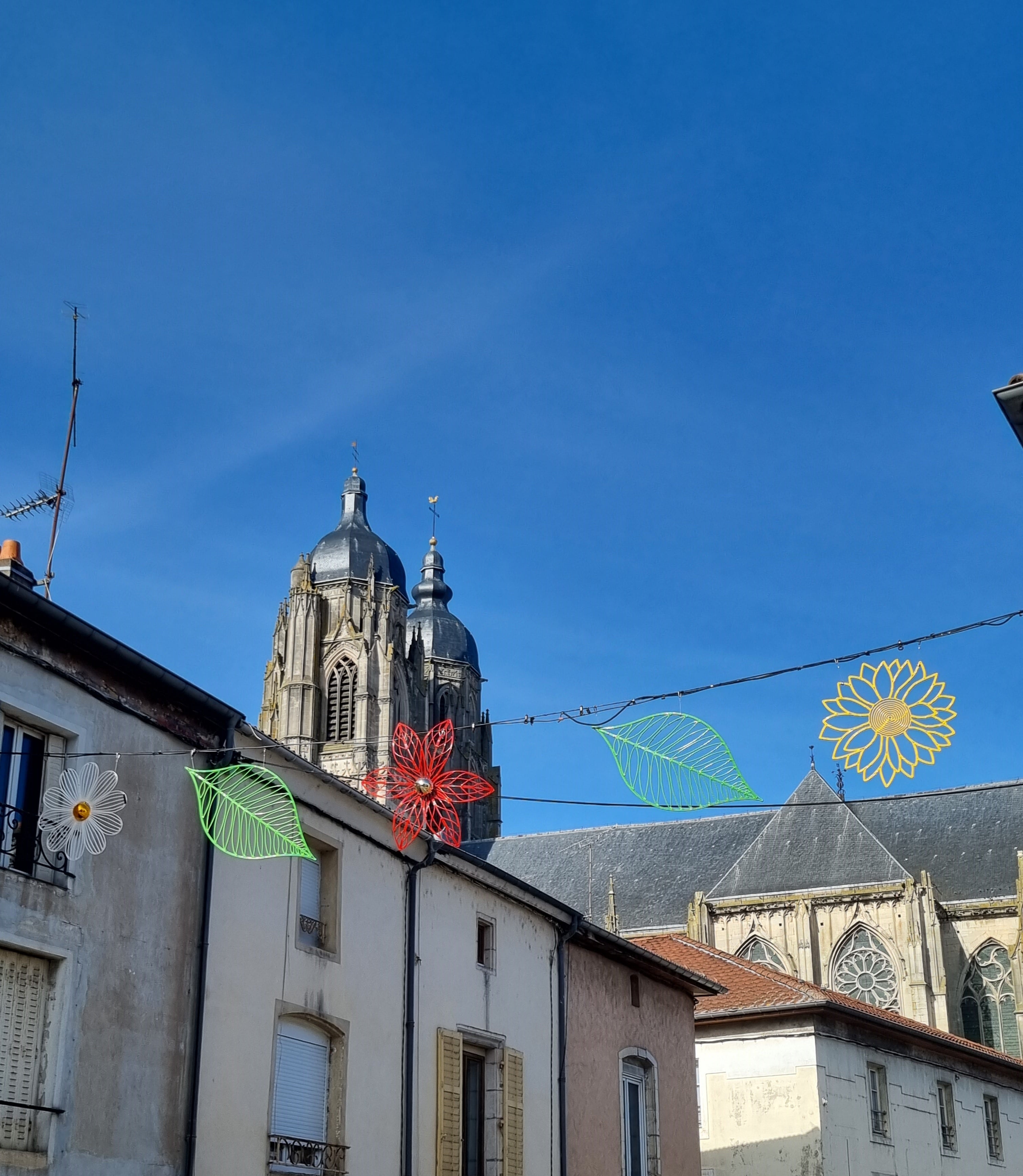 2024 03 26 DECO ESTIVALES1.jpg