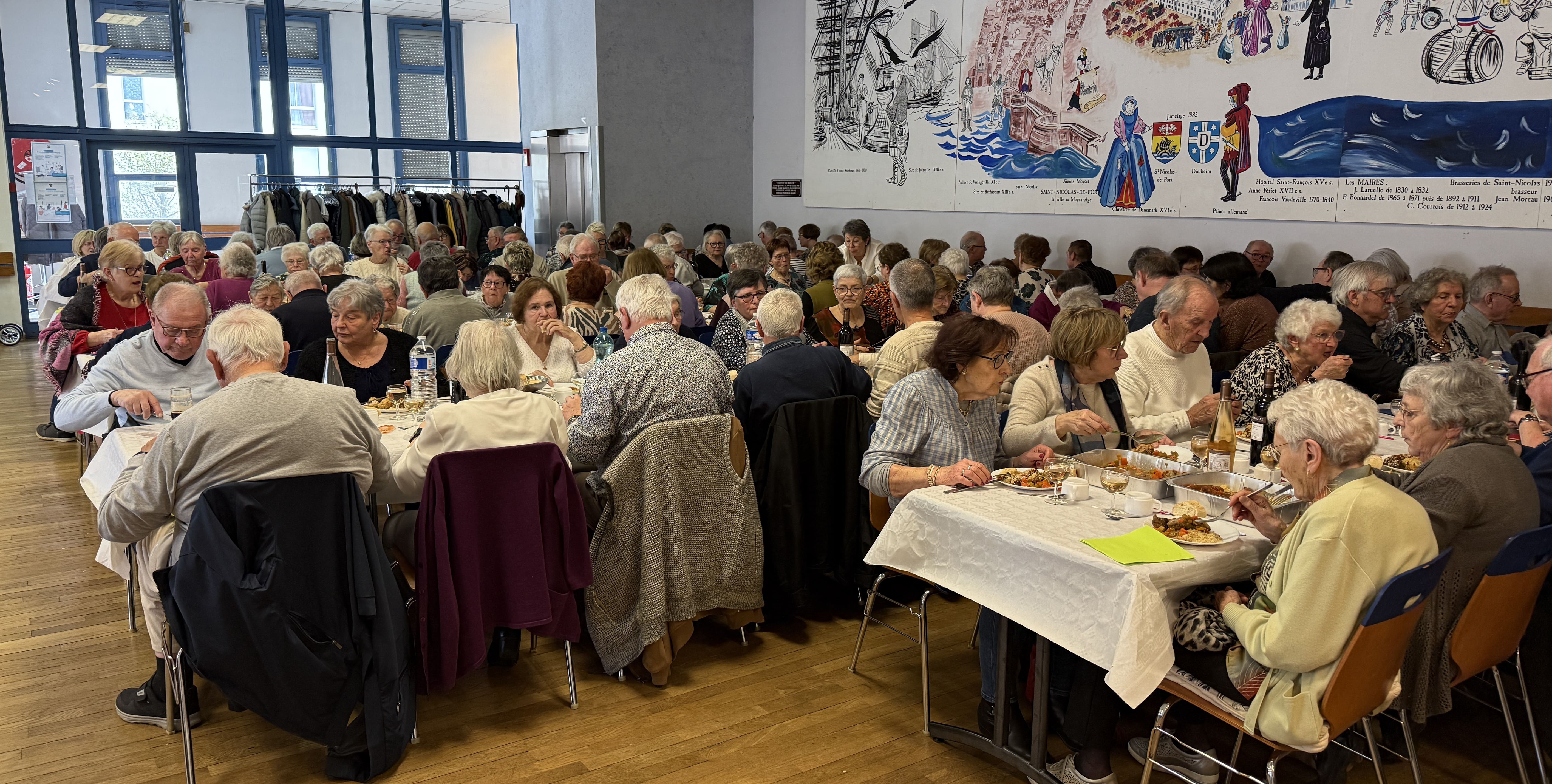 2026 04 10 REPAS SENIORS _4_.jpg