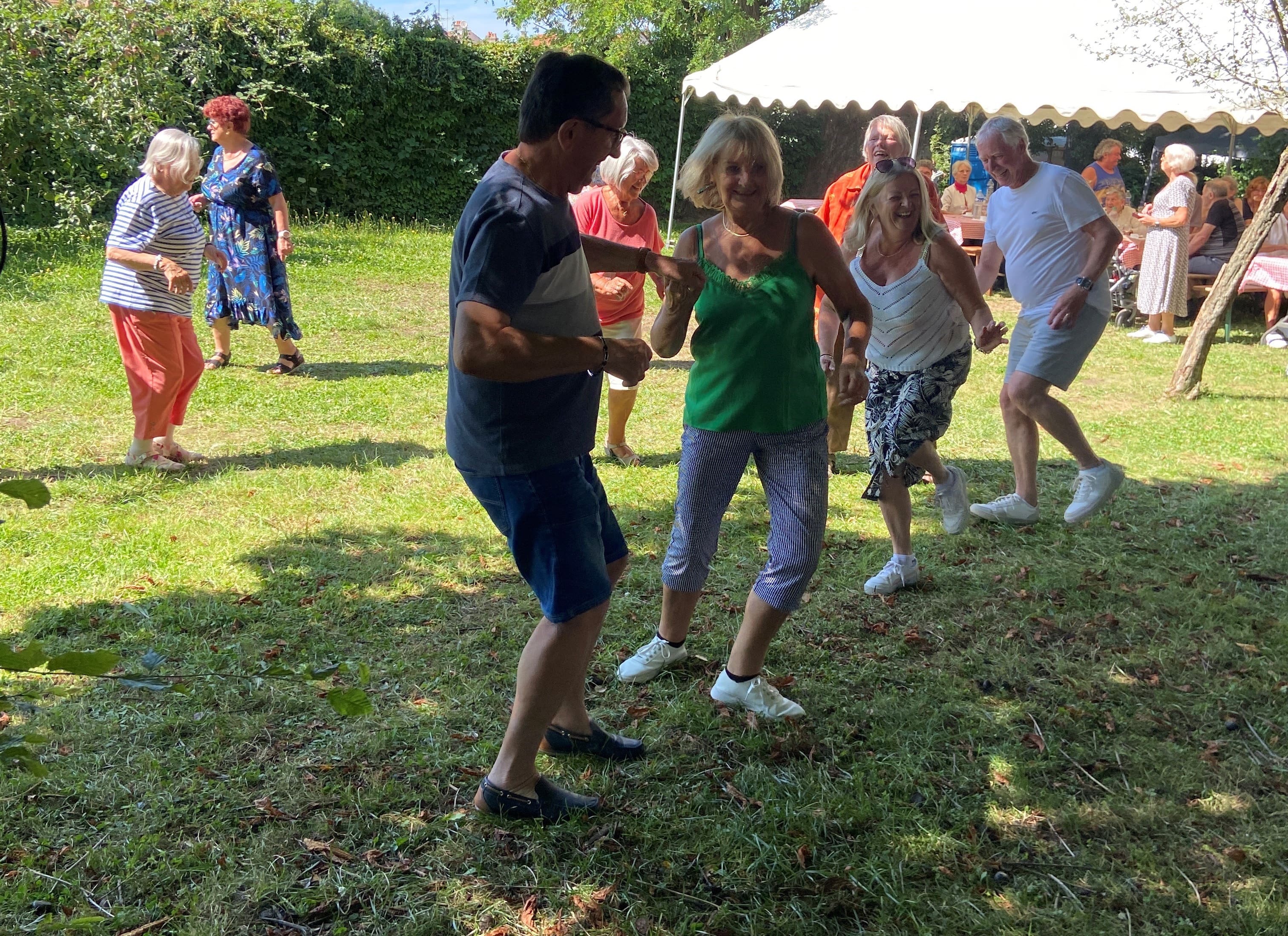 2024 07 28 REPAS CHAMPETRE _7_.jpg