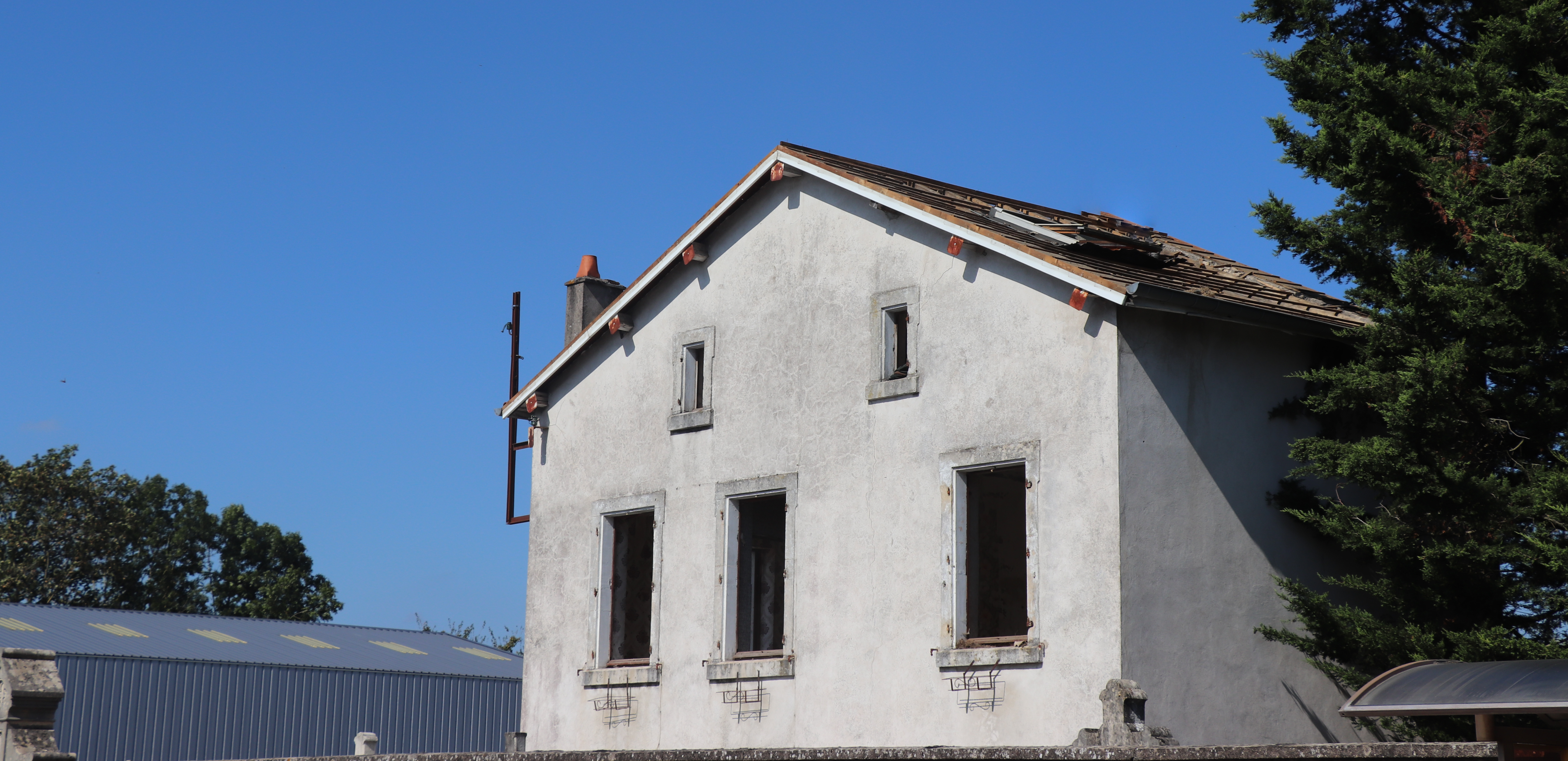 2024 09 20 maison du cimetière.JPG