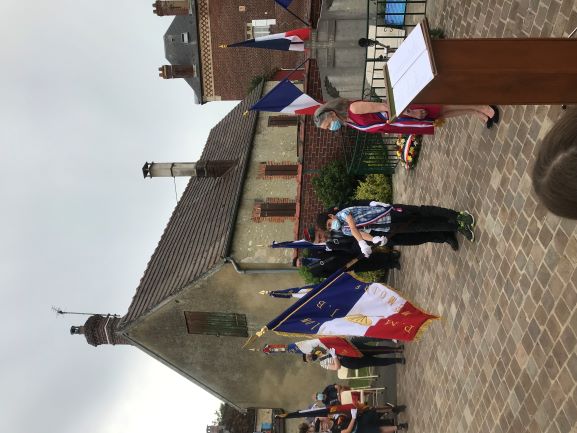 Cérémonie 17 juin.jpeg