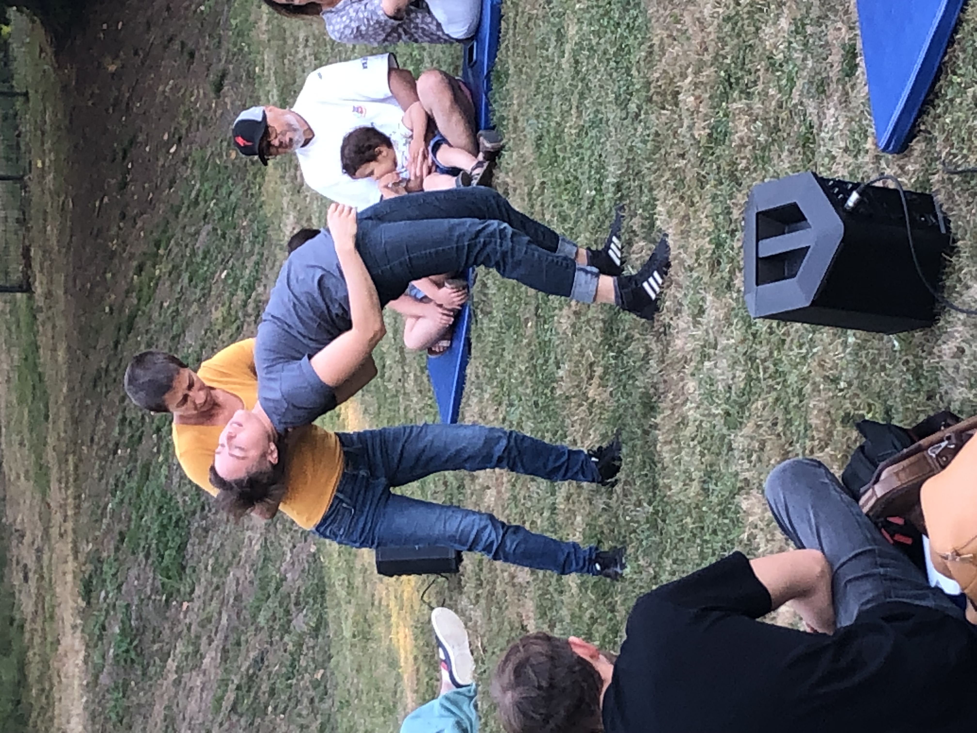 Spectacle agnetz Estival.jpg