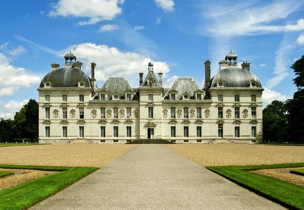 ParisUpdate-Chateau-de-Cheverny-1.jpg