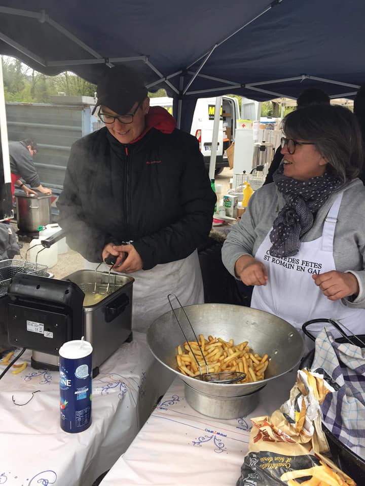 CDF_Frites vide grenier.jpg