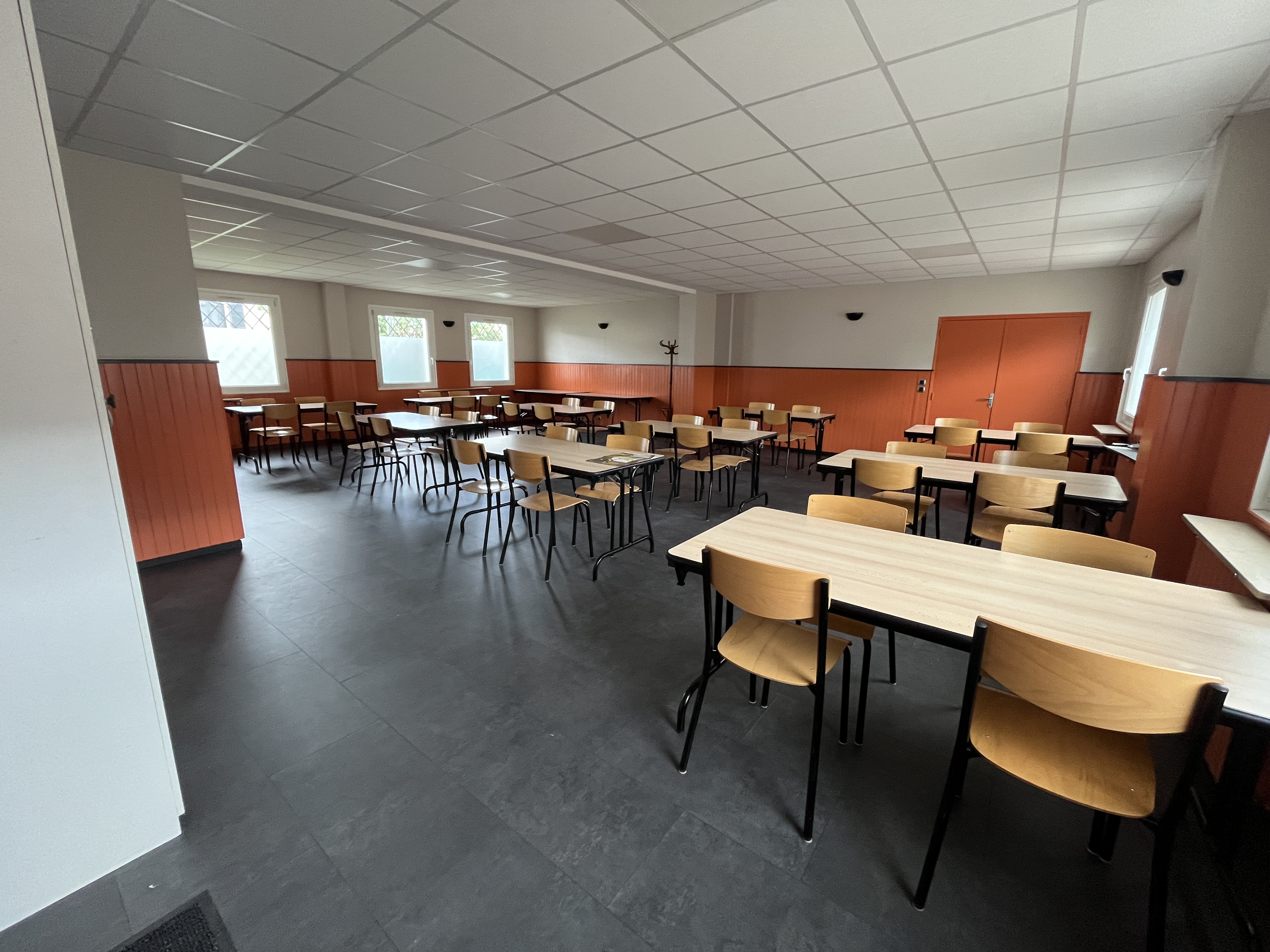 Salle Marchal Corny-sur-Moselle.jpg