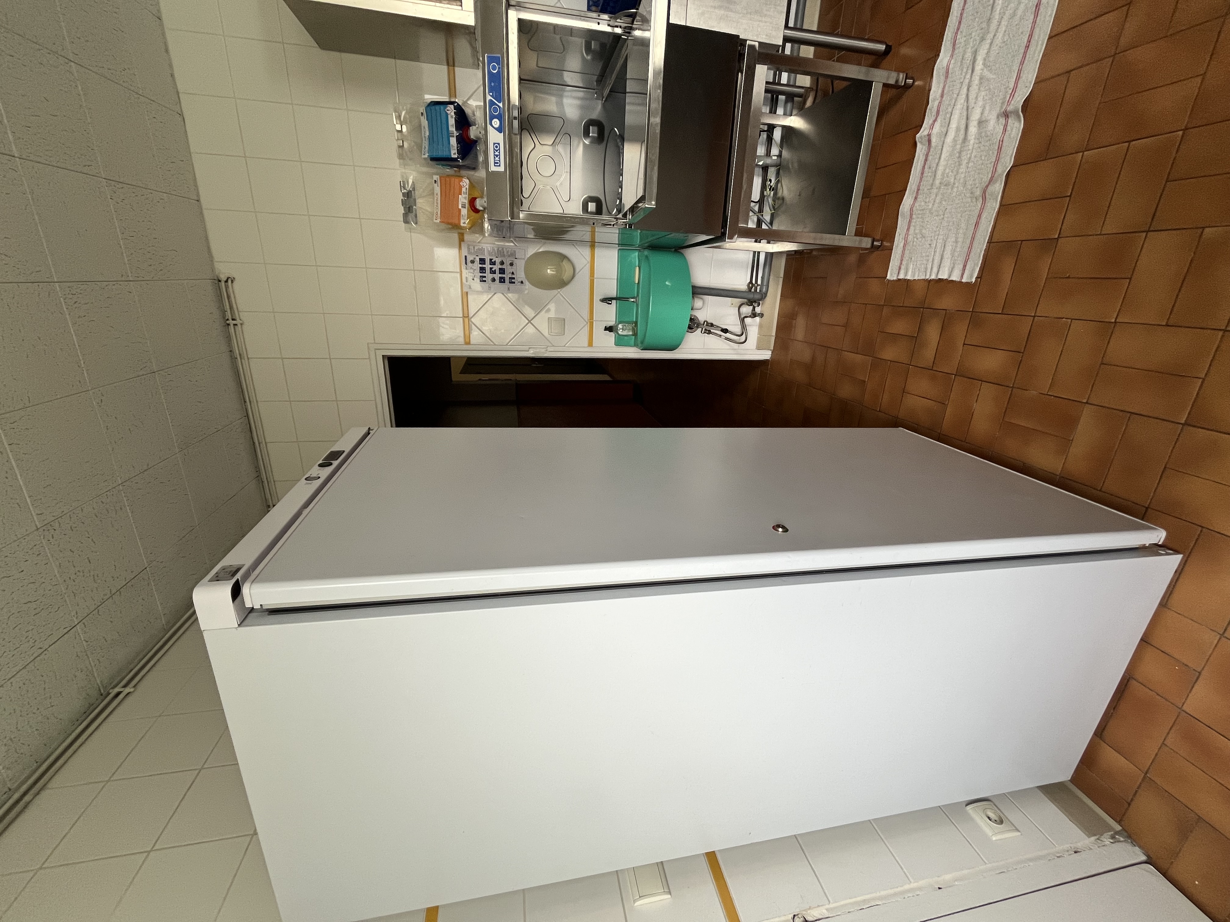 Cuisine salle Marchal Corny-sur-Moselle 3.jpg