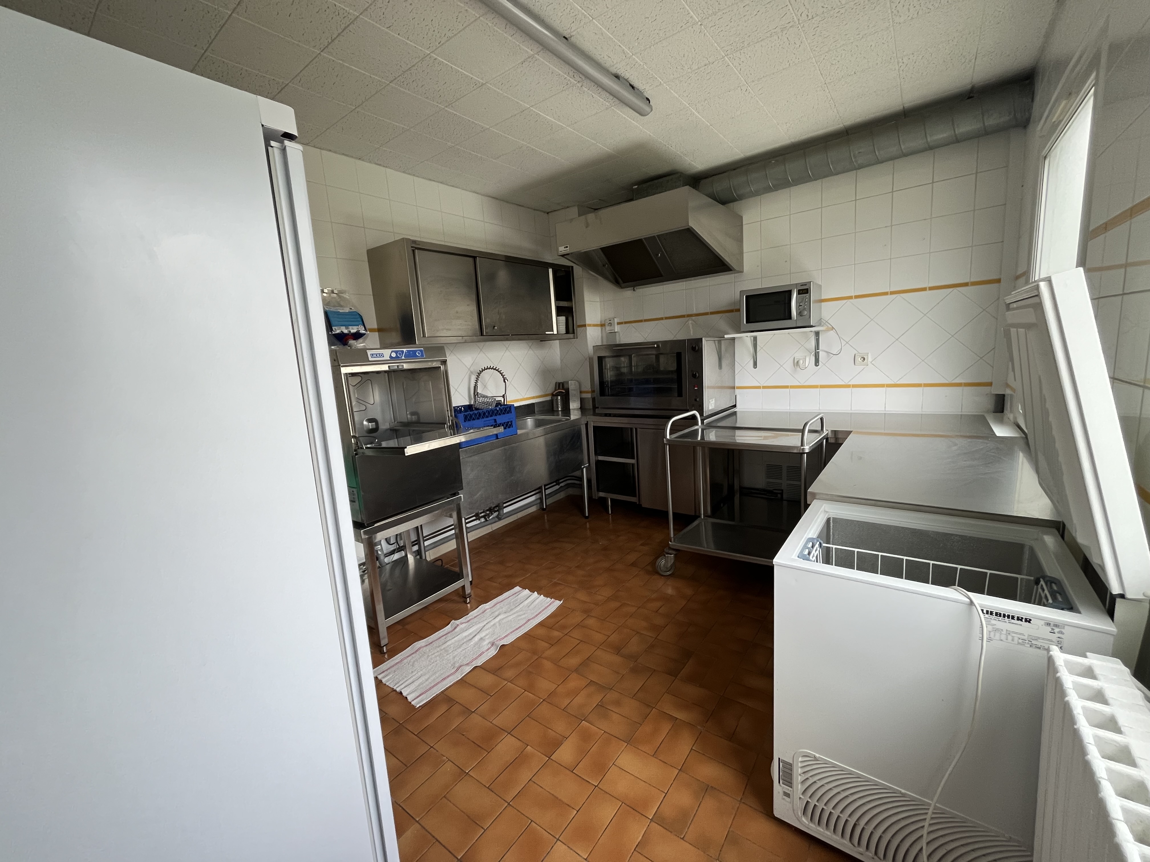 Cuisine salle Marchal Corny-sur-Moselle.jpg