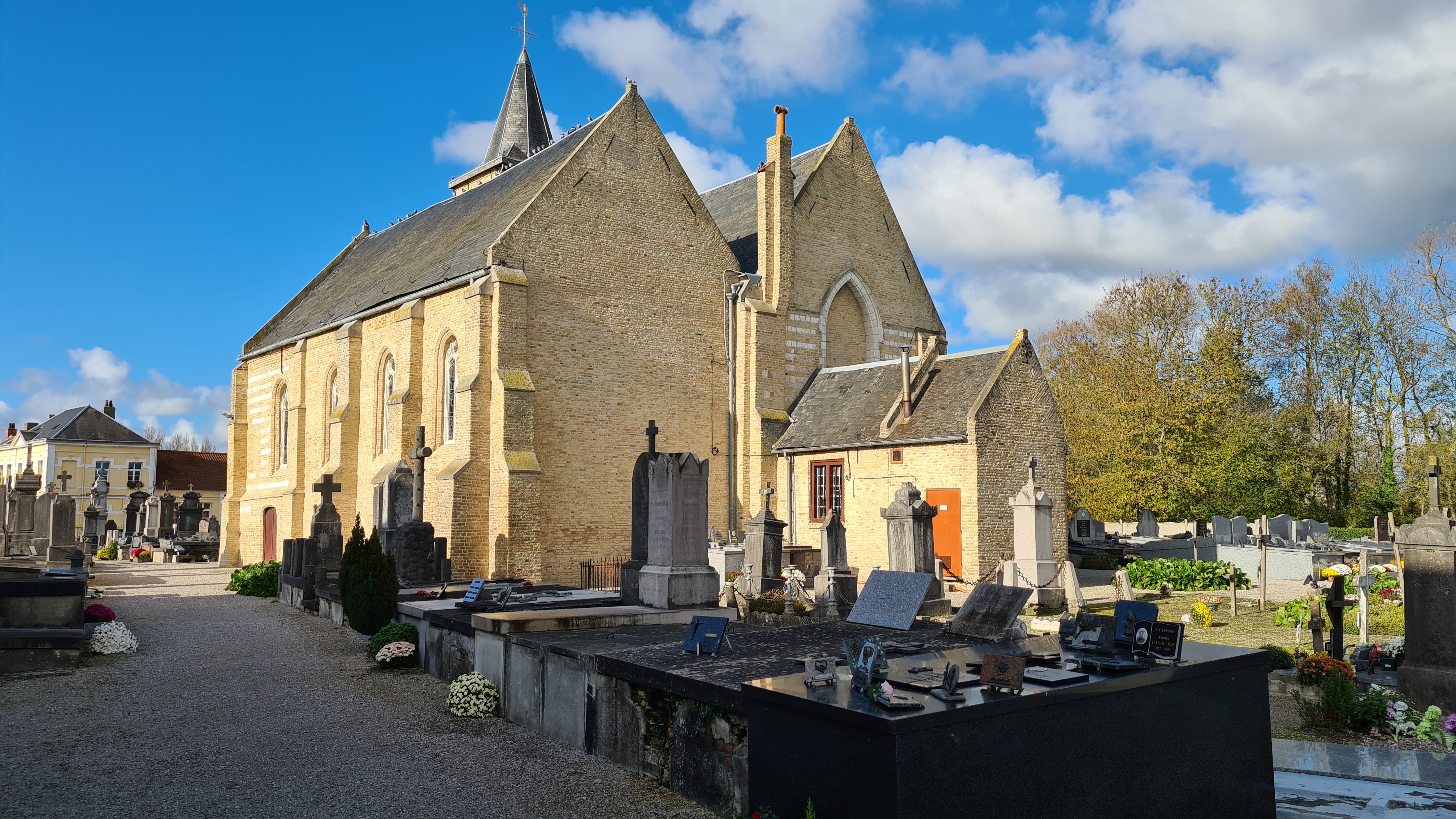 eglise vue de l'arrière