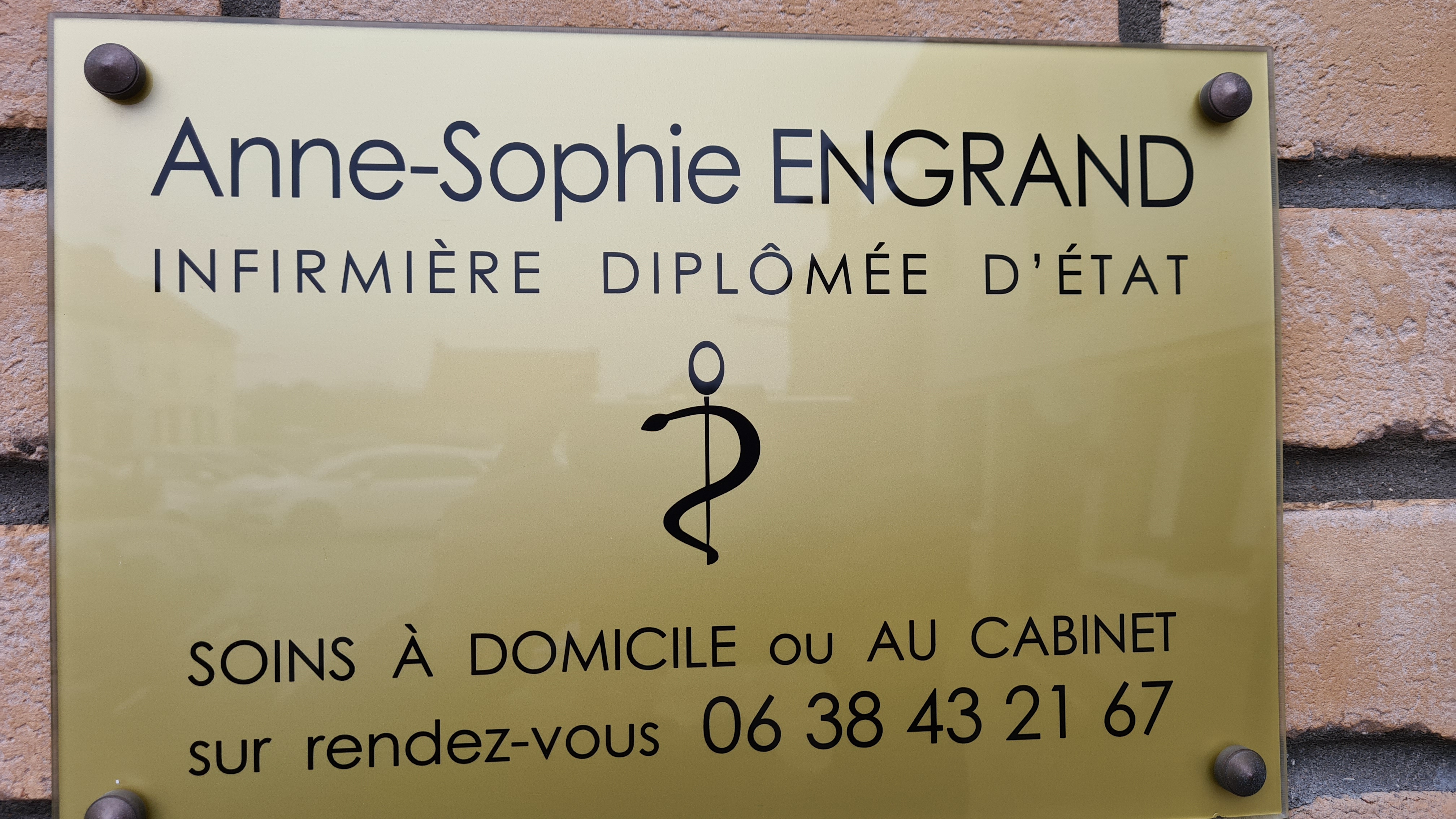 plaque Mme Engrand