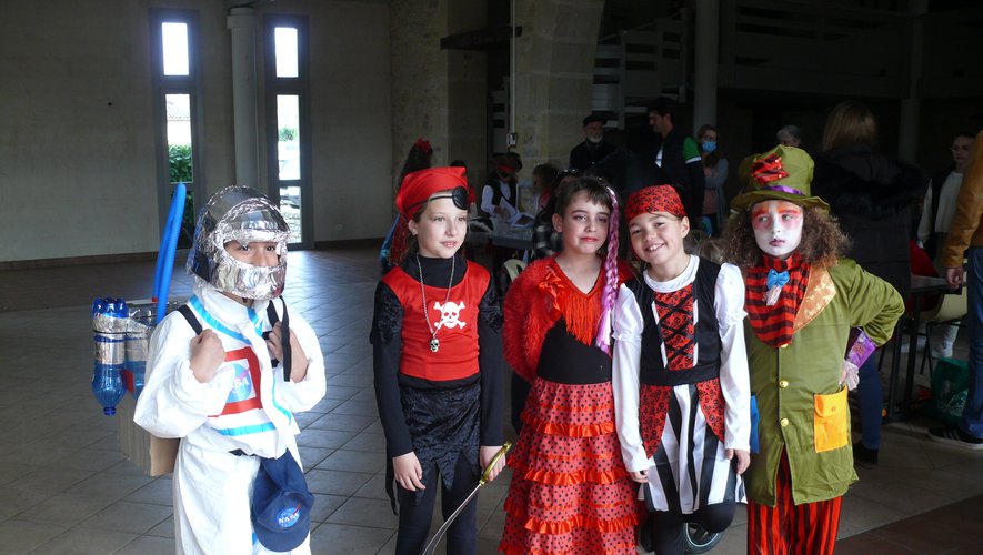 L’Association de parents d’élèves réussit son carnaval.jpg
