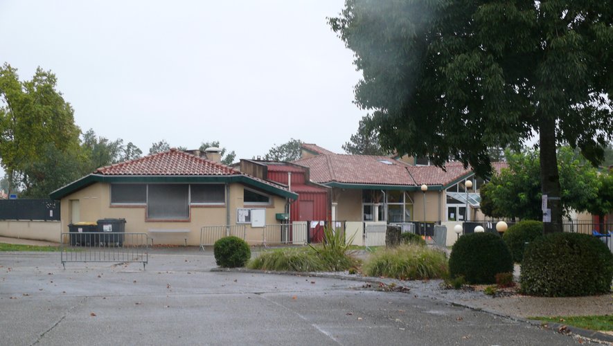 Le groupe scolaire s’invite au conseil municipal.jpg