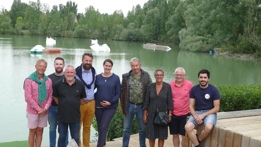 Les chasseurs visent le tourisme local.jpg