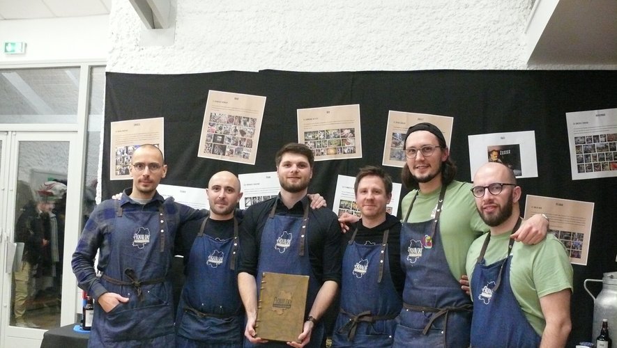 Premier anniversaire gourmand pour Aquilou.jpg