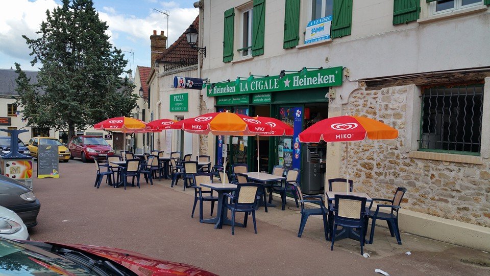 la cigale.jpg