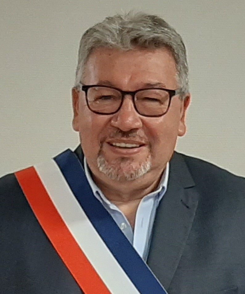 12-photo du maire retenue.jpg