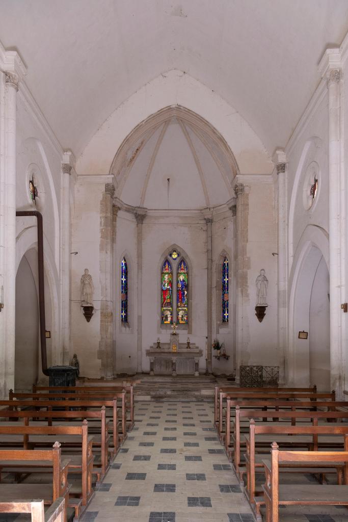 eglise bonneleau interieur.jpg