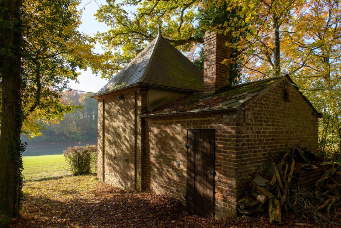 cabane aux loups.png