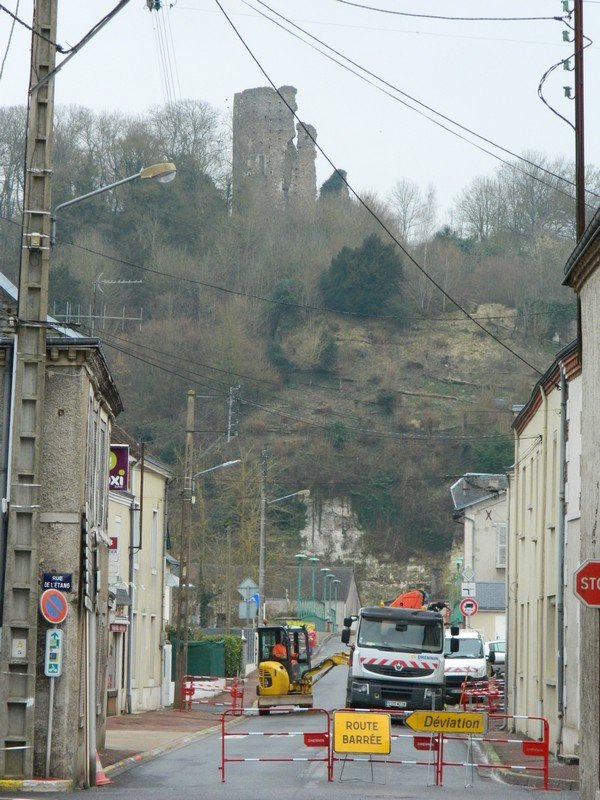 Travaux rue du Pont_03_enfouissement des réseaux_.jpg