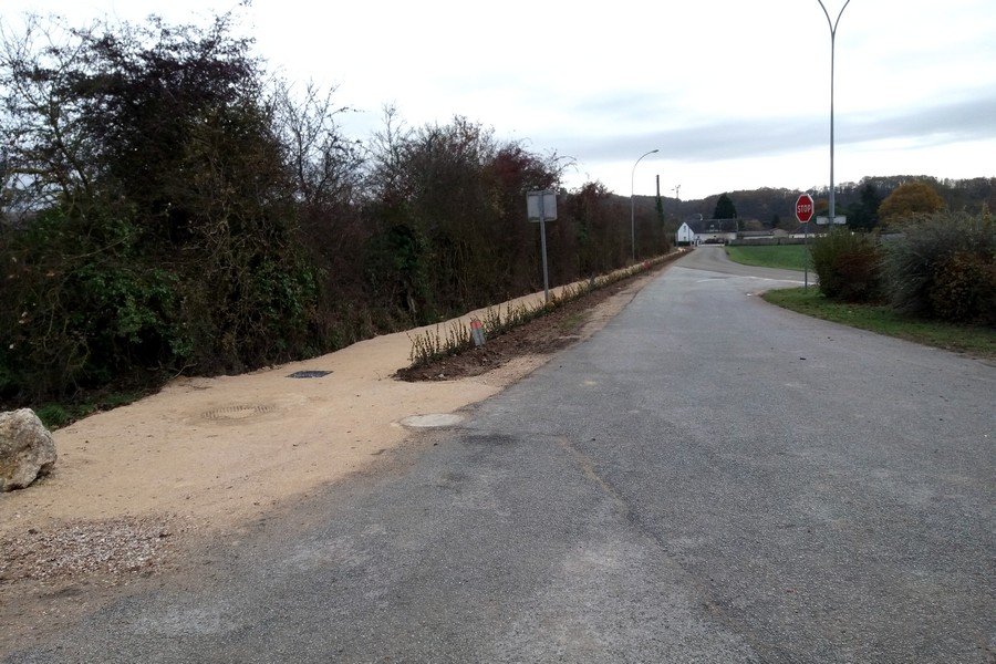 Chemin piétonnier-route du Plessis_09.jpg