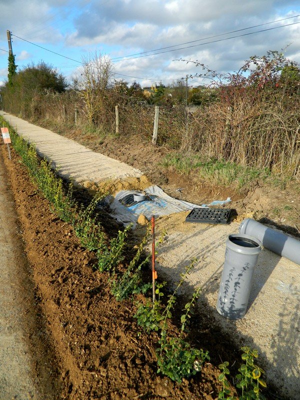 Chemin piétonnier-route du Plessis_05.JPG