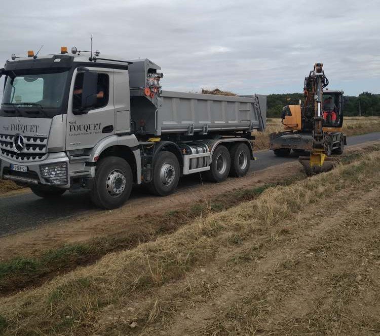 Débernage et curage des fossés.jpg