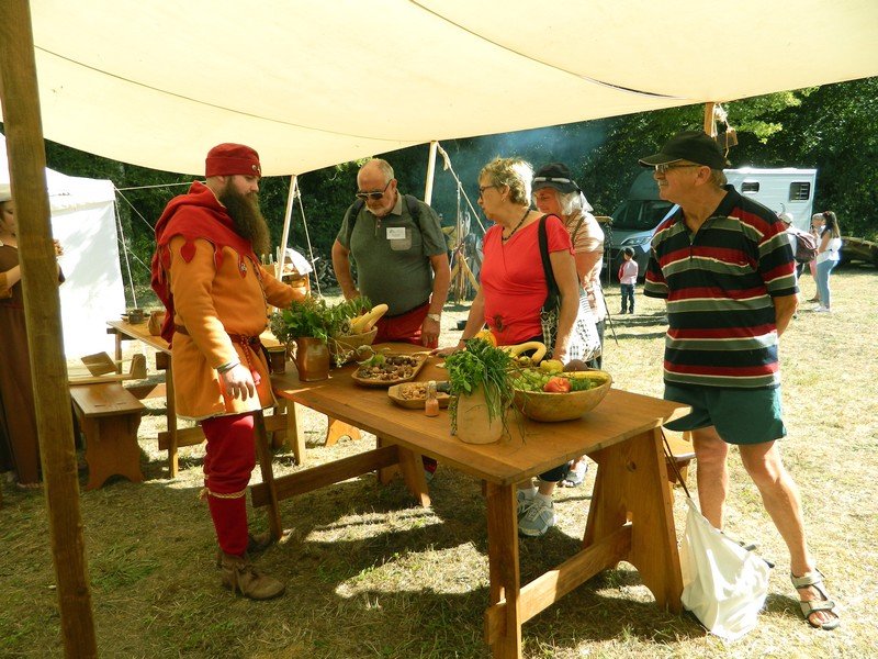 Camp médiéval-Les échapées à vélo_2.JPG