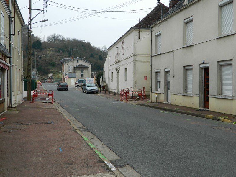 Travaux rue du Pont_02_enfouissement des réseaux_.jpg